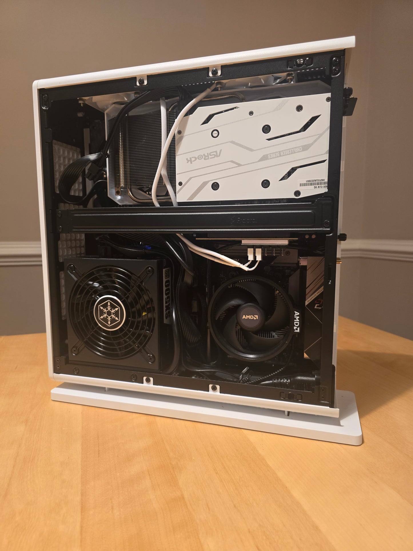 *CLOSEOUT* 1440p Mini "Falcon" | Eats Through ESports Titles like Fortnite and OW2 | AMD RX 7700XT